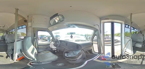 2007 Ford Econoline E350 Super Duty Cutaway Van z USA, uszkodzony, nr VIN 1FDWE35L87DA88147